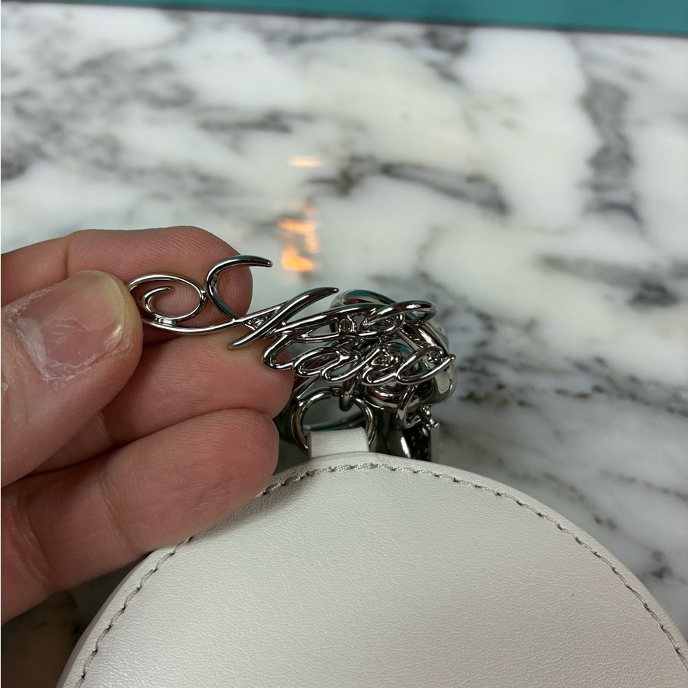 Marc Jacobs Wizard of Oz Round Coin Pouch Bag Charm Glinda Good Witch NWT - Picture 6 of 8